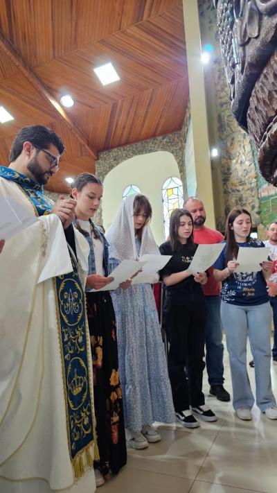 A Casa da Mãe Aparecida ficou pequena na segunda celebração da manhã em Laranjeiras do Sul